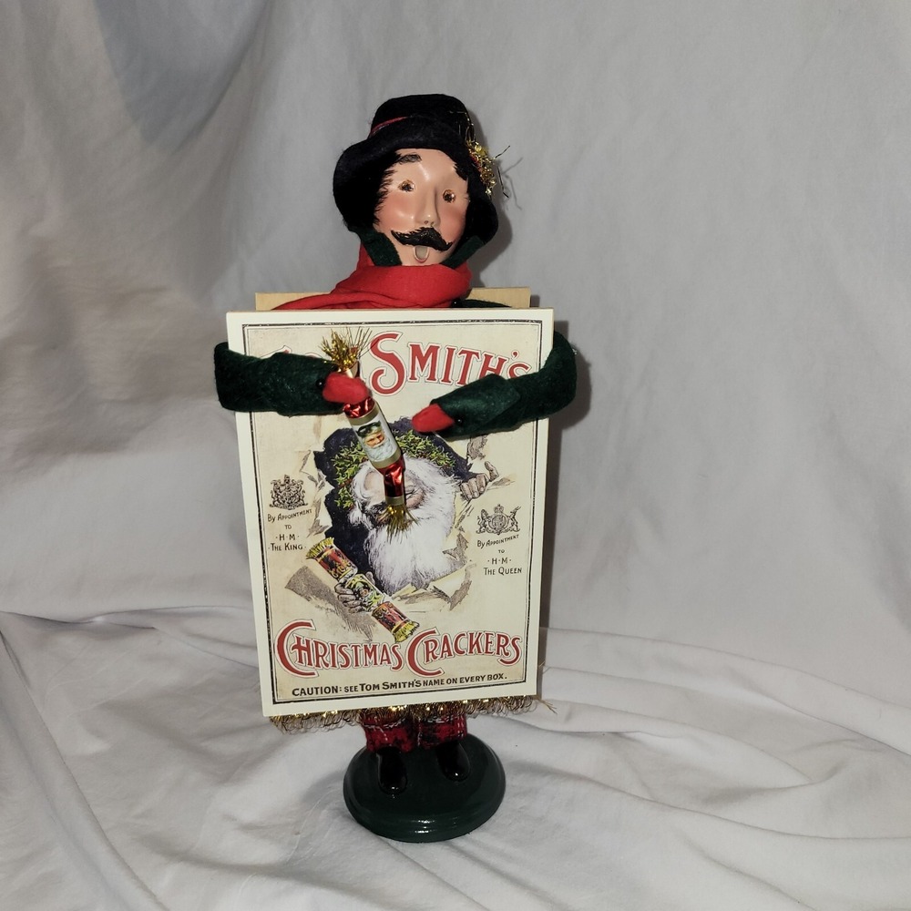 Byers Choice Carolers Sandwich Board Man "Tom‎ Smith's Christmas Crackers" 2008